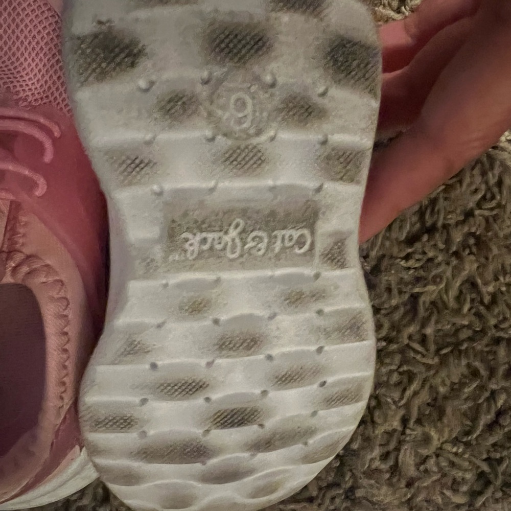 Shoes - Picture 3 of 3
